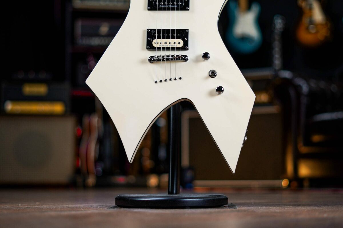 BC Rich Revenge Warlock in White - Image 3