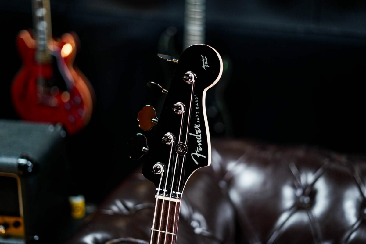 Fender Aerodyne Jazz Bass in Black - Image 7