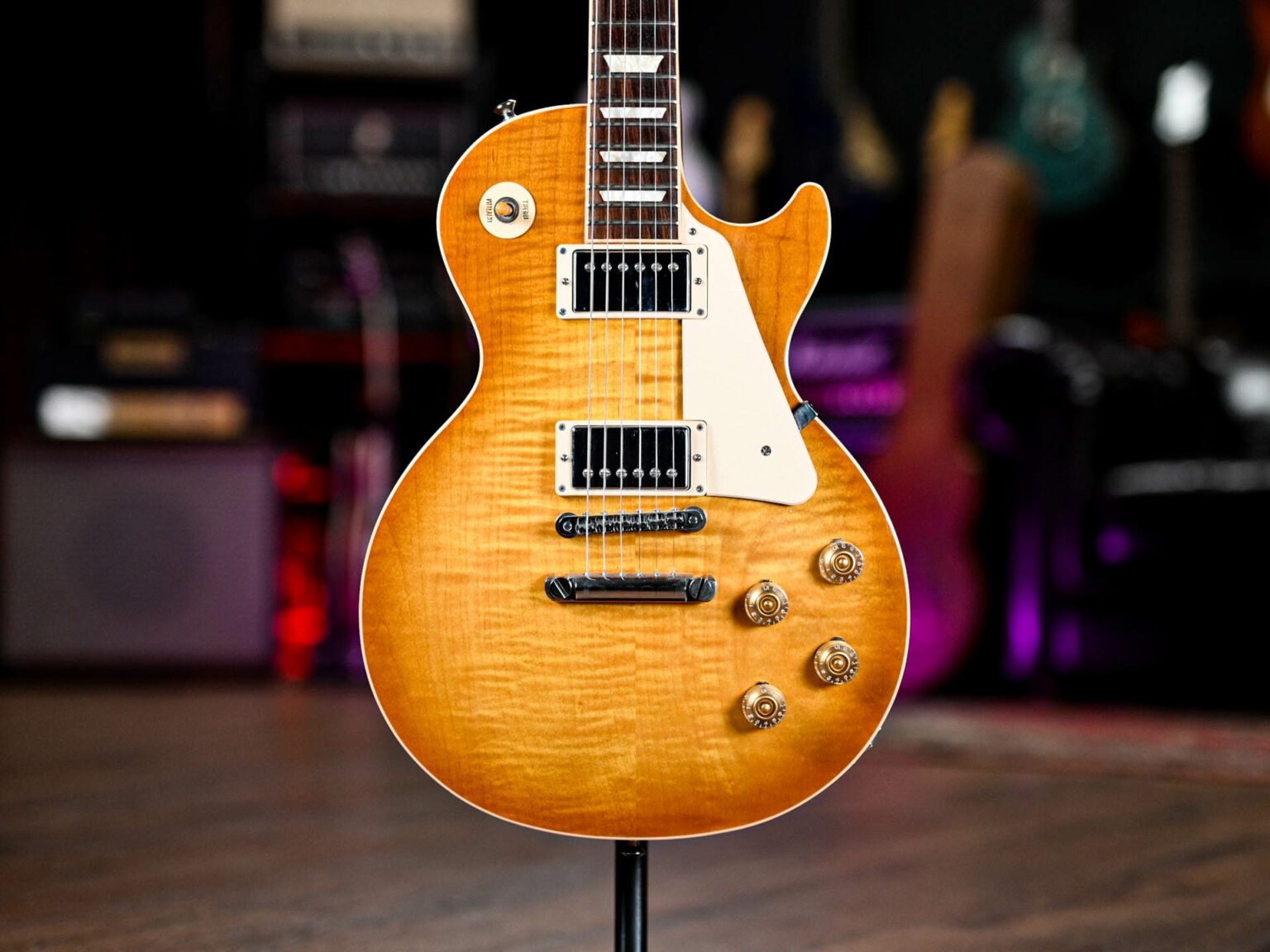 Gibson Les Paul Traditional in Honeyburst Guitar Gear Giveaway