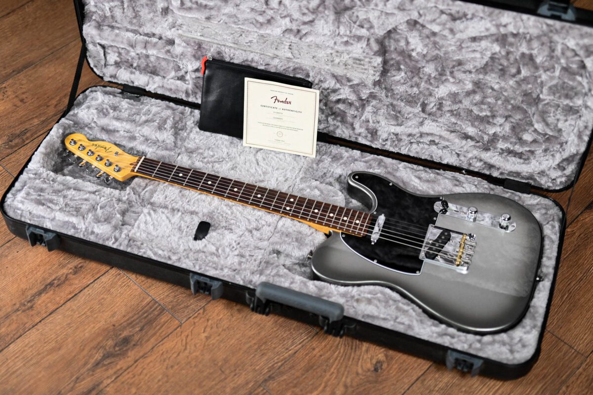 Fender American Professional II Telecaster in Mercury - Image 2