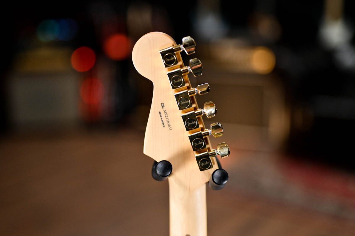 Free Giveaway - Fender FSR Player Stratocaster - Image 7