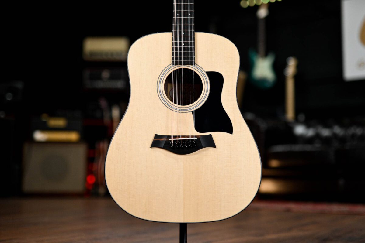 Taylor 150e Dreadnought 12 String