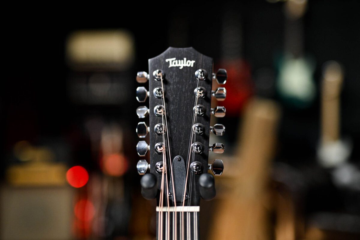 Taylor 150e Dreadnought 12 String - Image 5