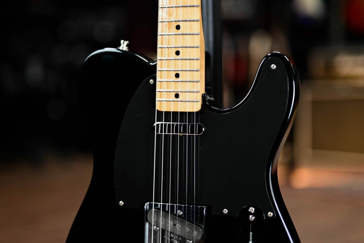 Fender Classic Player ﻿Baja Telecaster in Black - Image 4