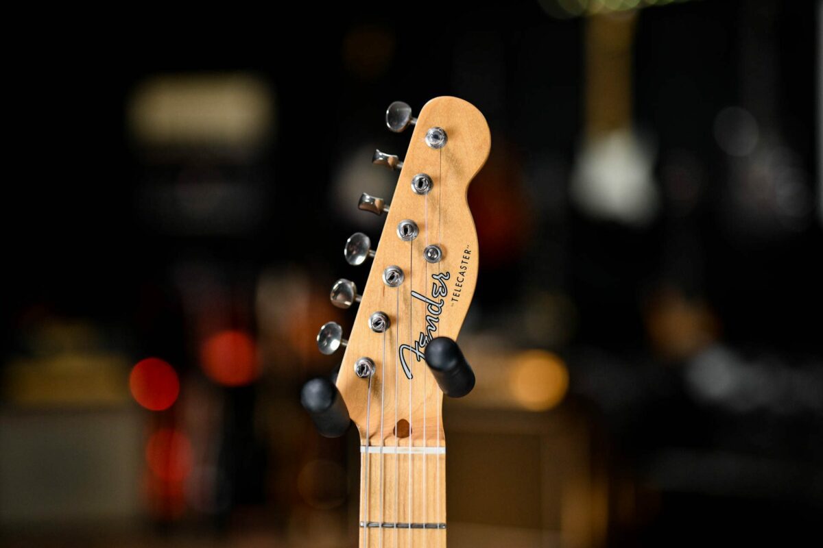 Fender Classic Player ﻿Baja Telecaster in Black - Image 6