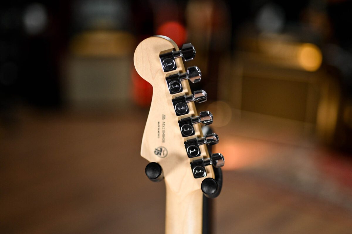 Fender HSS Player Stratocaster In Silver - Image 8