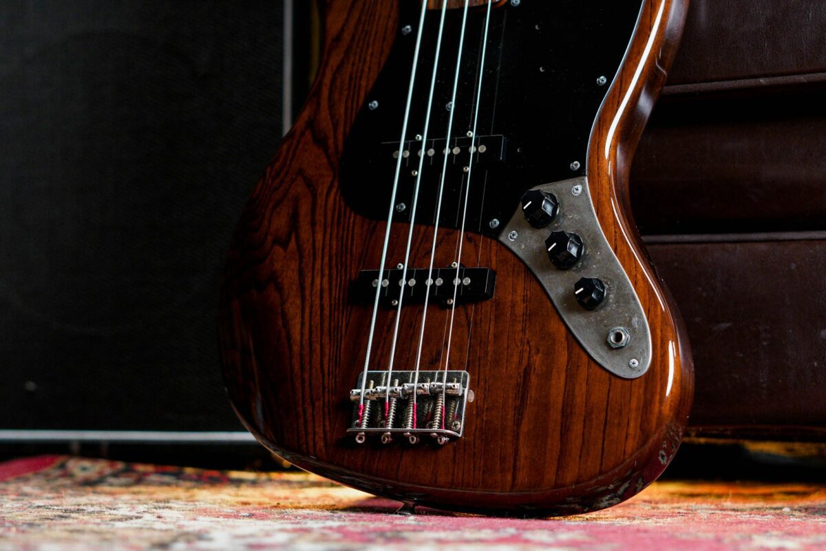 Fender JB-62-WAL Jazz Bass in Walnut - Image 3