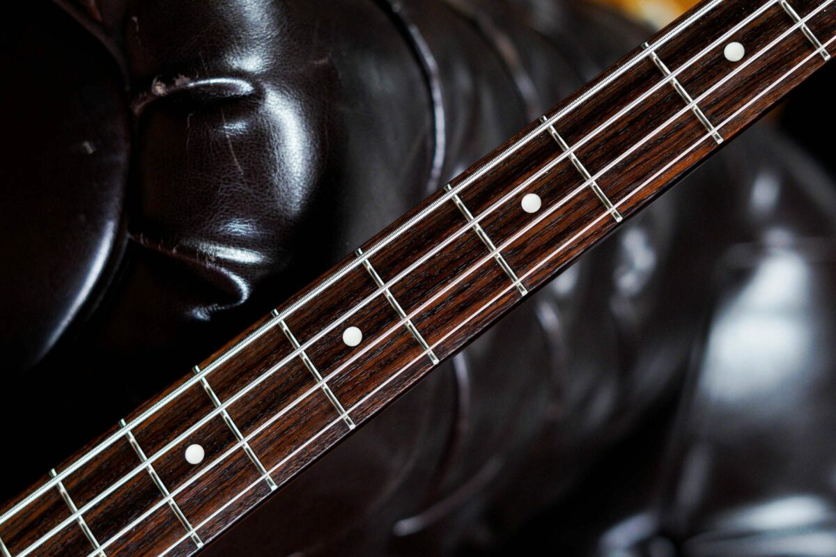 Fender JB-62-WAL Jazz Bass in Walnut - Image 5