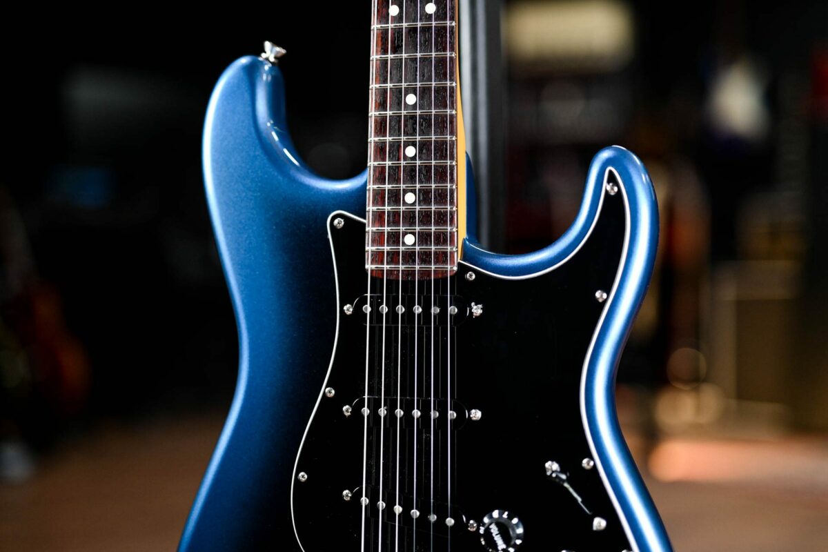 Fender American Professional II Stratocaster Dark Night - Image 6