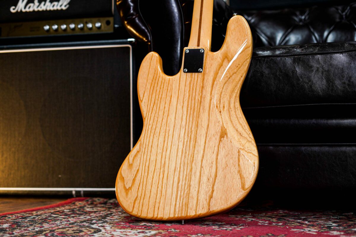 Fender FSR 70s Jazz Bass in Natural - Image 8