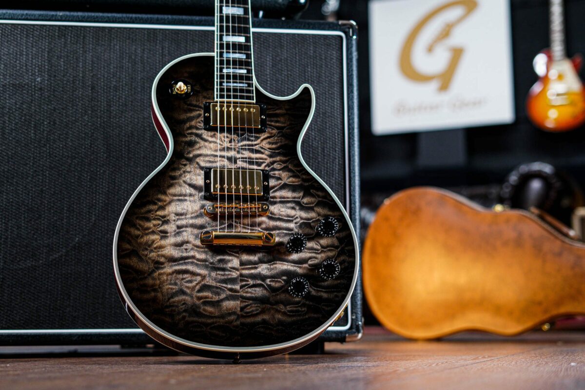 Gibson Custom Shop Les Paul Custom in Cobra Burst