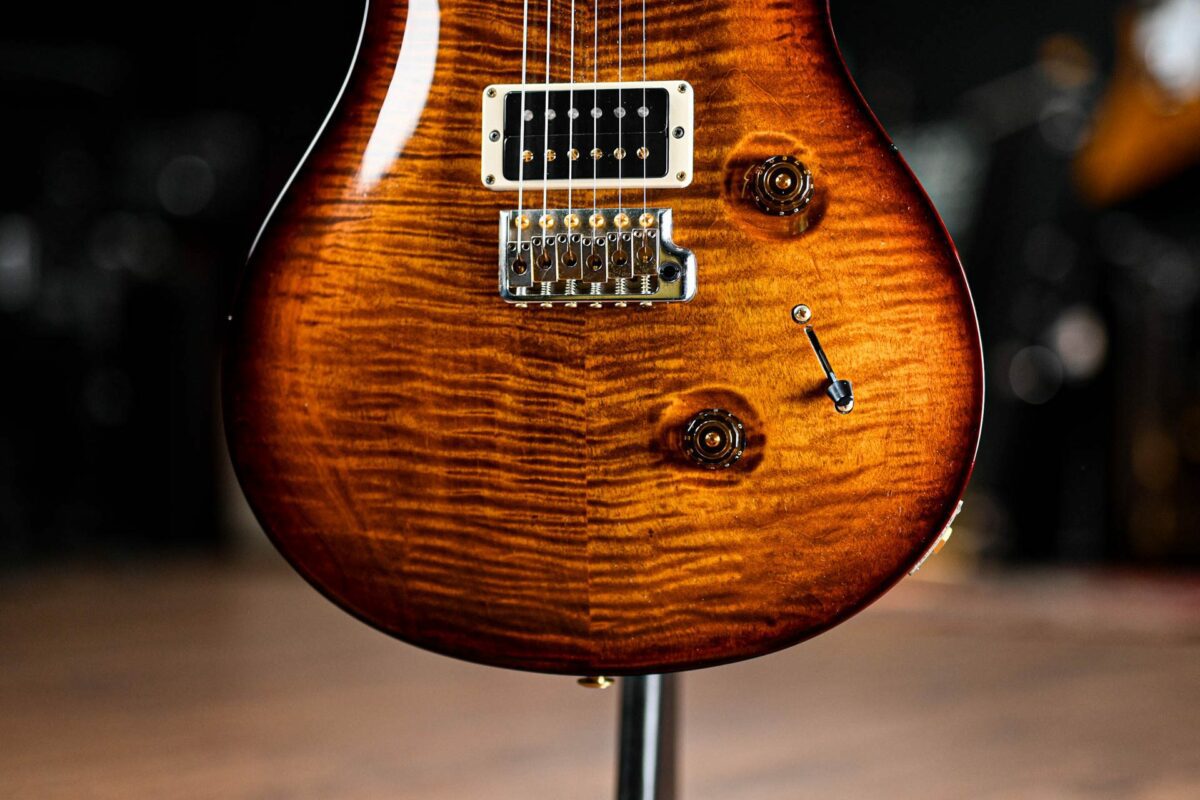 PRS 30th Anniversary Limited Edition Custom 24 in Black Gold Burst - Image 6