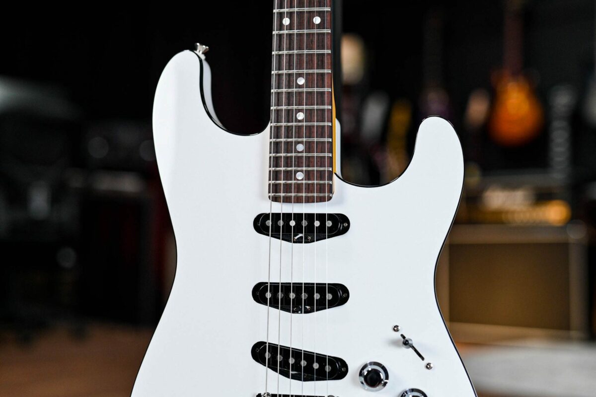 Fender Aerodyne Special Stratocaster in Bright White - Image 4