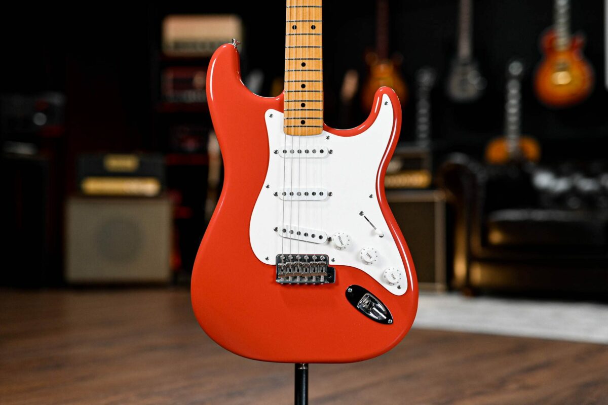 Fender Classic Series '50s Stratocaster in Fiesta Red