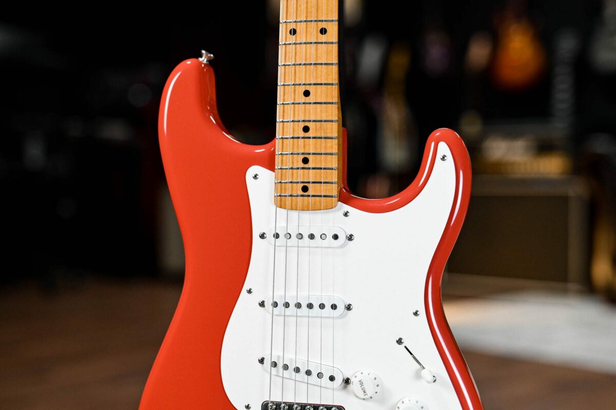 Fender Classic Series '50s Stratocaster in Fiesta Red - Image 4