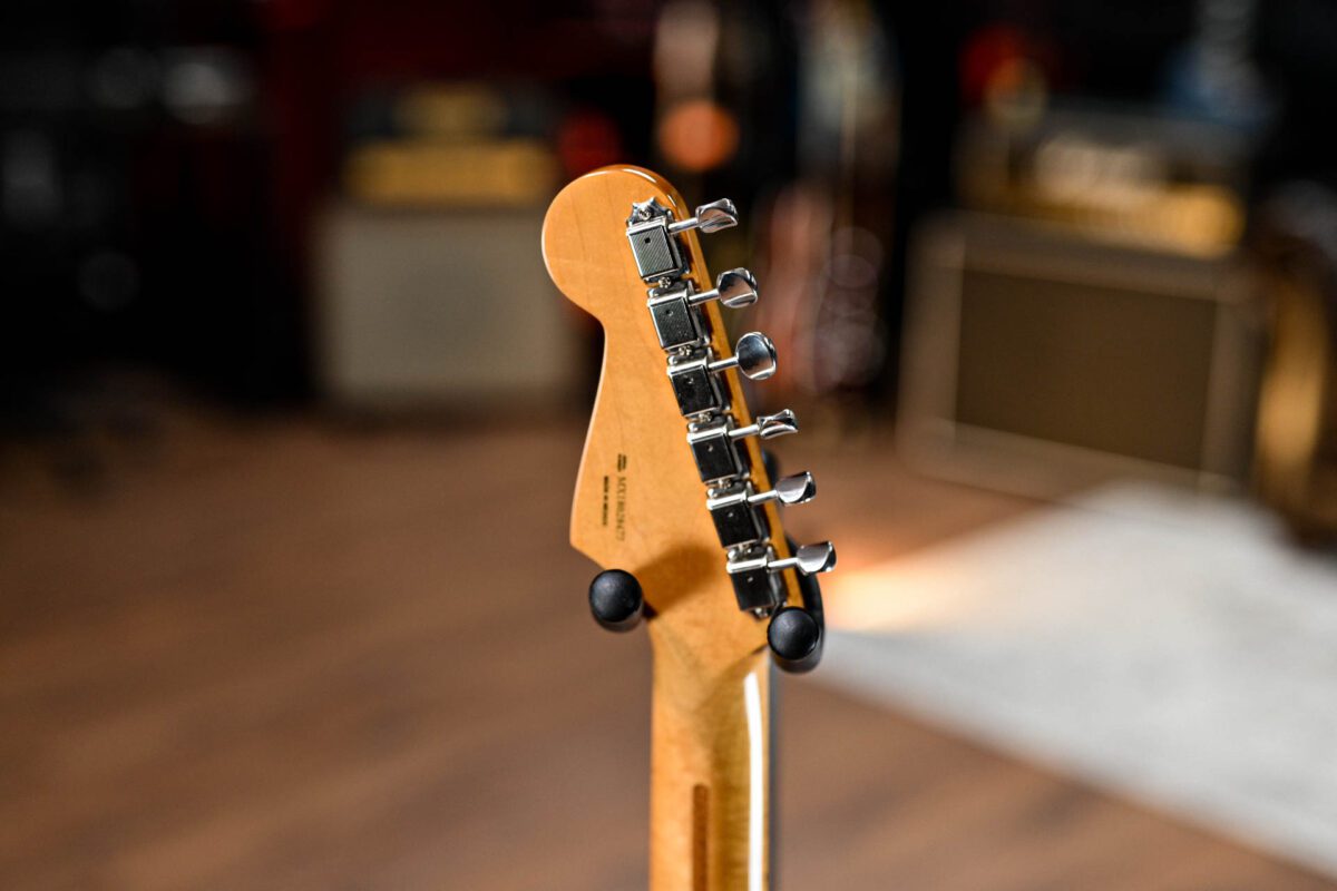 Fender Classic Series '50s Stratocaster in Fiesta Red - Image 7