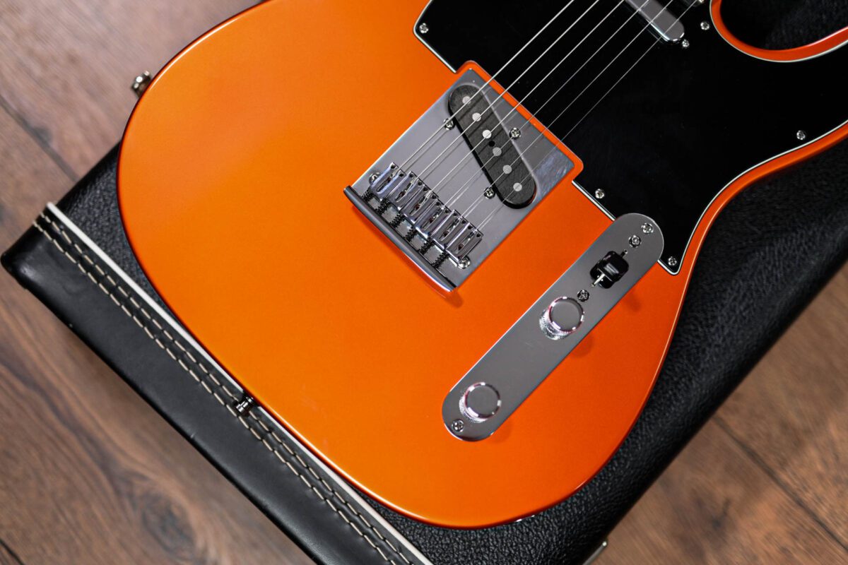 Fender Telecaster Custom Shop Custom Deluxe in Orange - Image 5