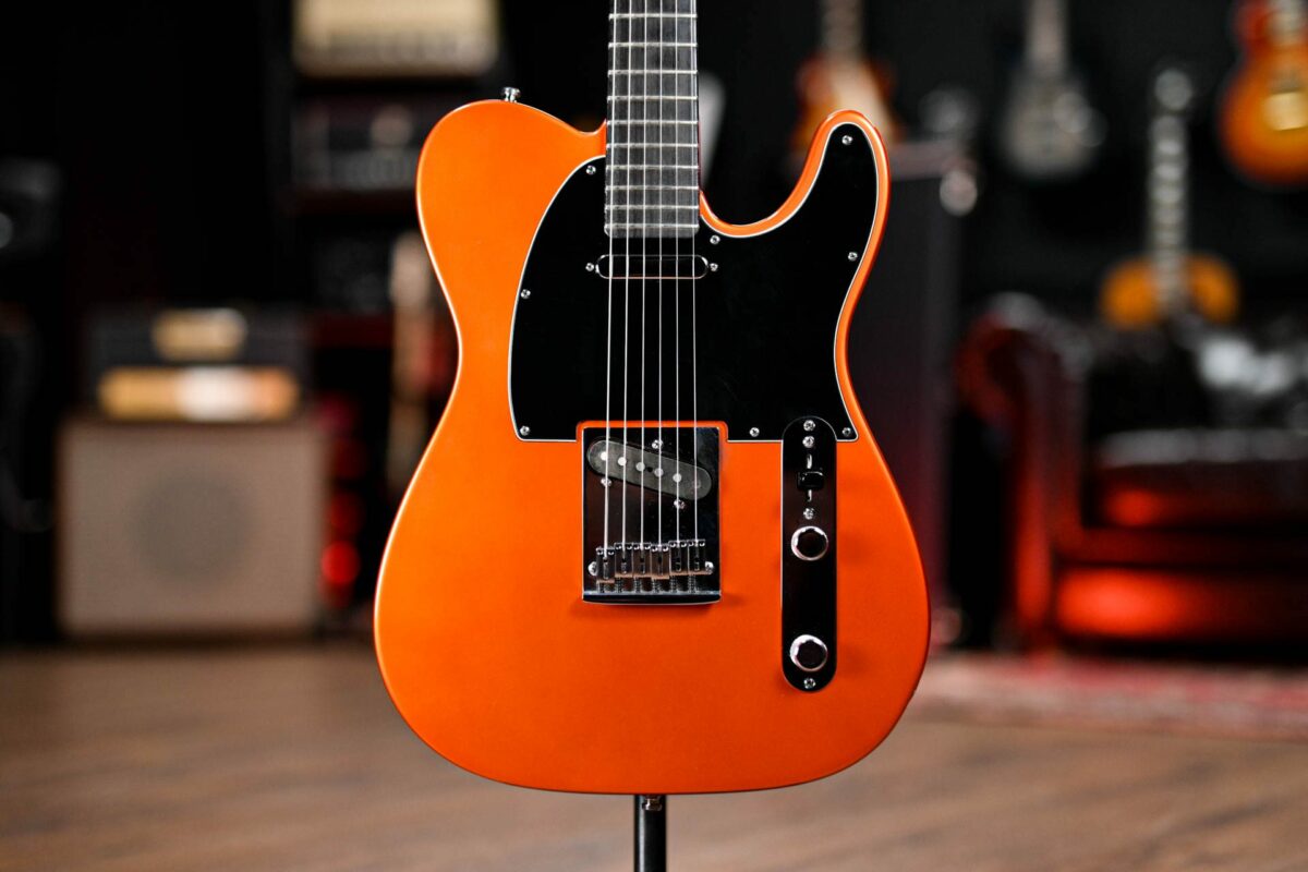 Fender Telecaster Custom Shop Custom Deluxe in Orange - Image 2