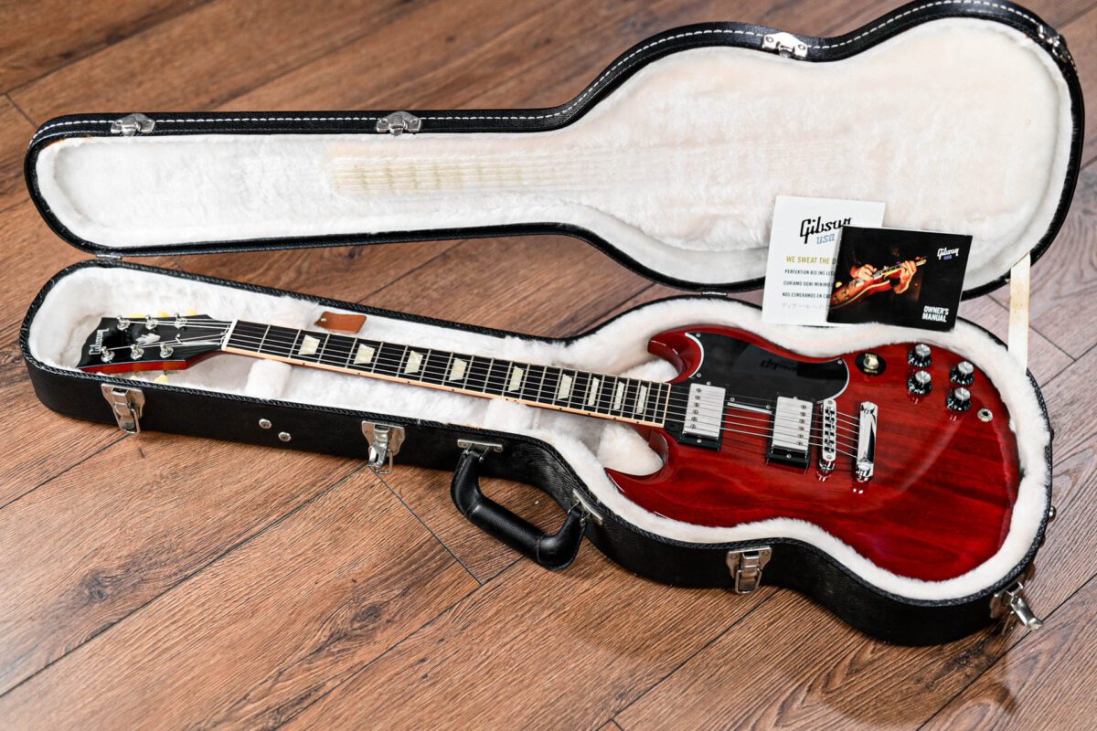 Gibson SG Standard in Heritage Cherry - Image 2