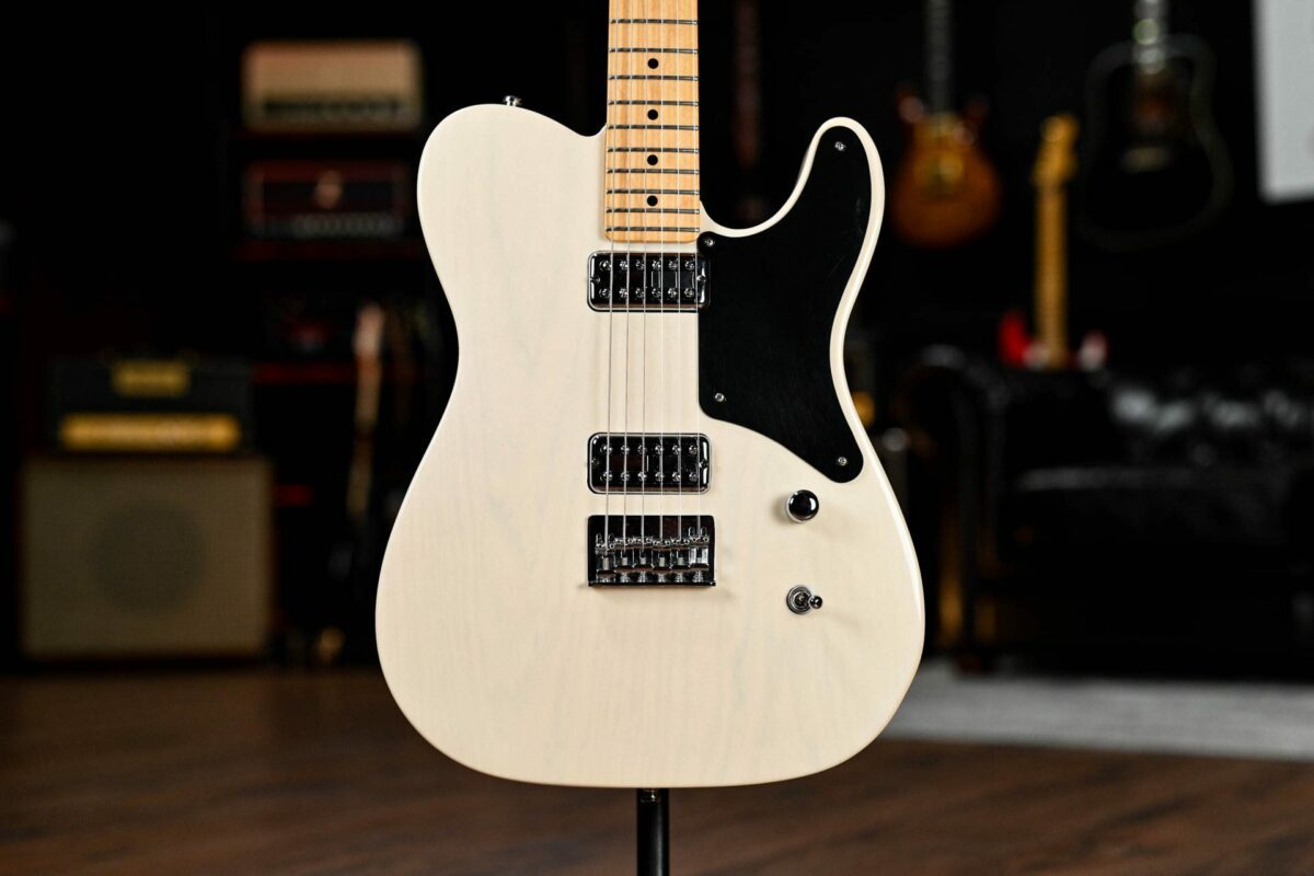 Fender Cabronita Telecaster in White Blonde