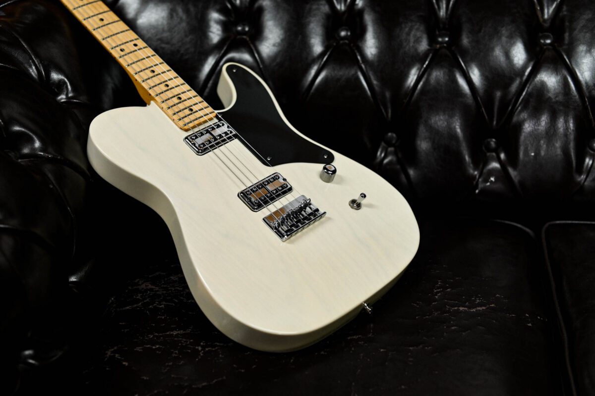 Fender Cabronita Telecaster in White Blonde - Image 2