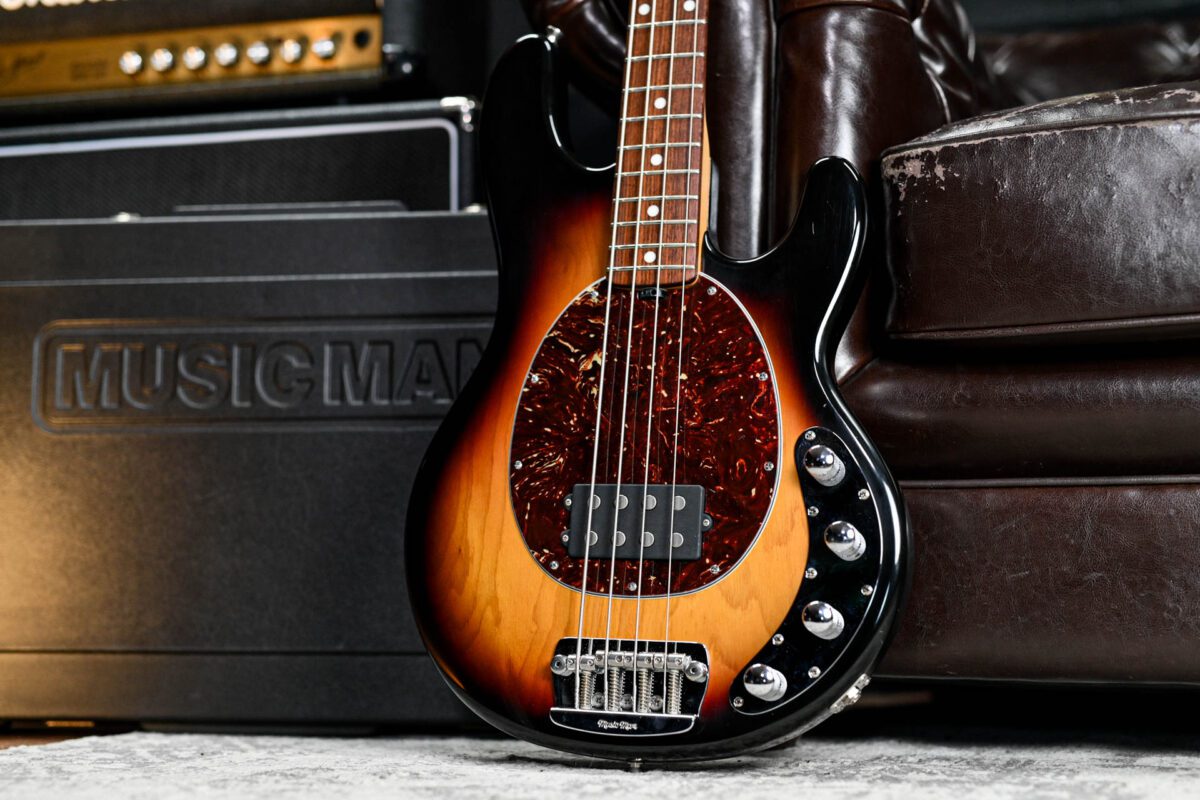 Ernie Ball Music Man Stingray 4H in Vintage Sunburst