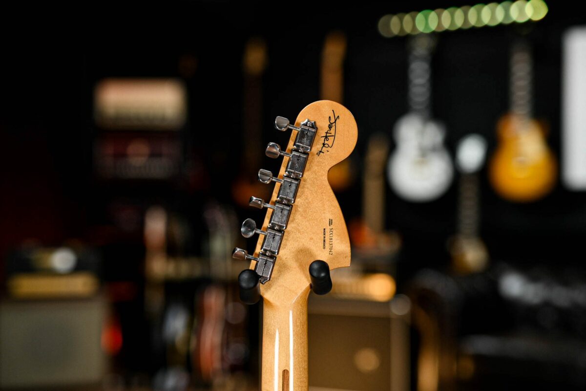 Fender Jimi Hendrix Strat in Ultra Violet - Image 7