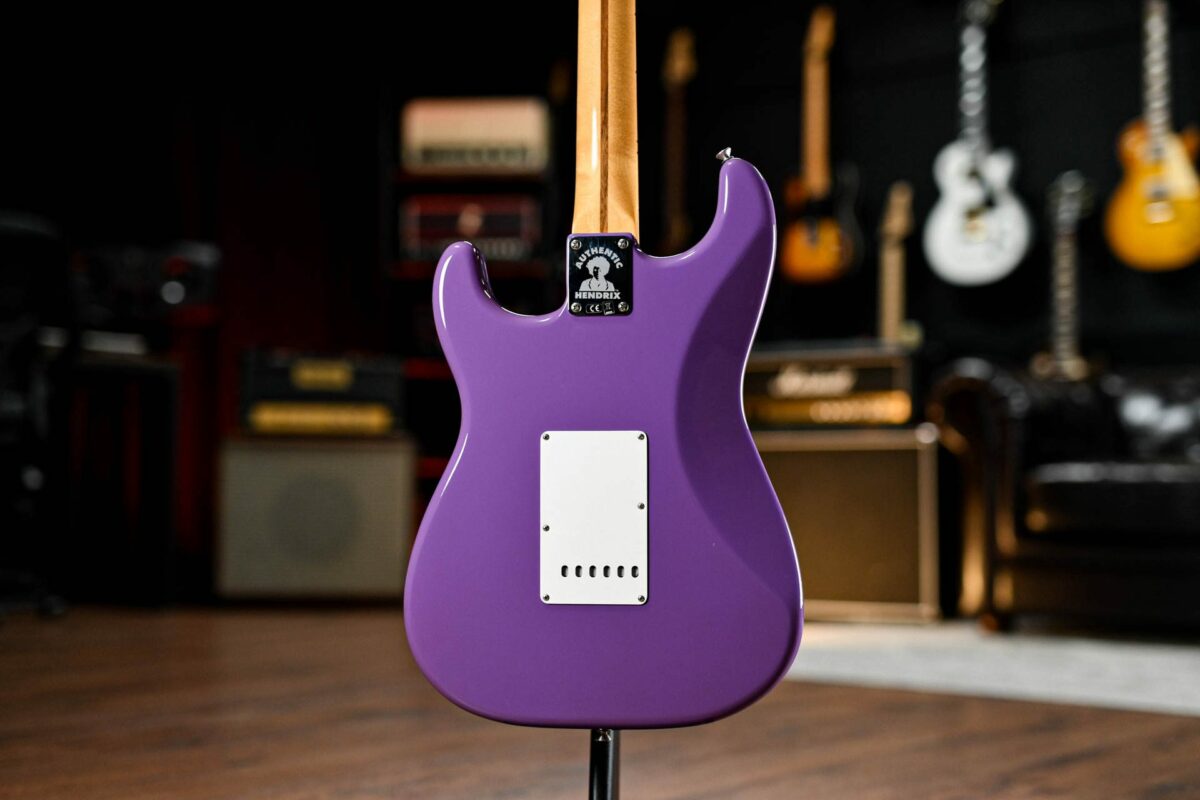 Fender Jimi Hendrix Strat in Ultra Violet - Image 9