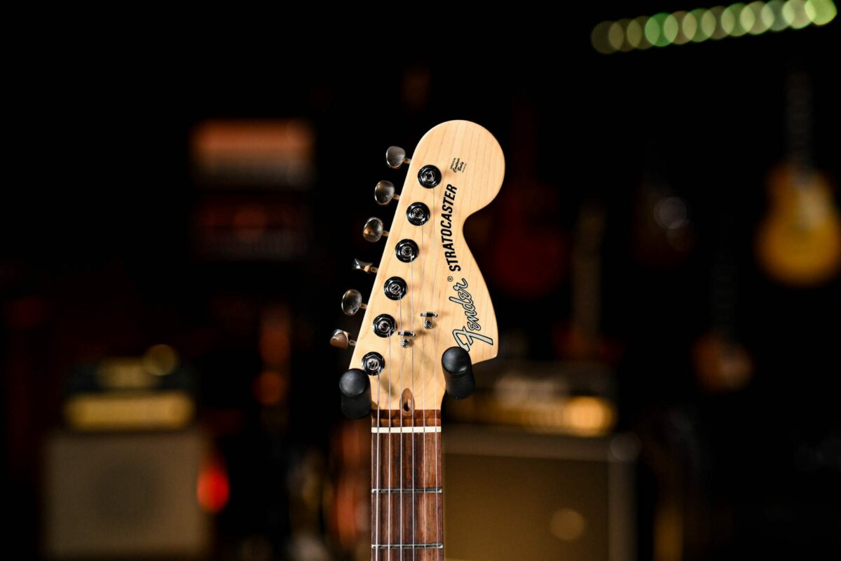 Fender American Performer Stratocaster Arctic White - Image 6