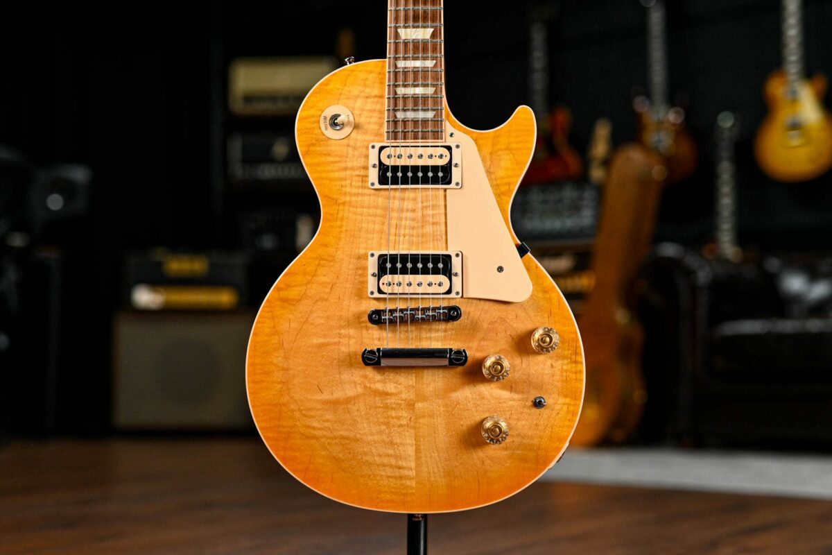 Gibson 120th Anniversary Les Paul Classic in Lemon Burst - Image 4