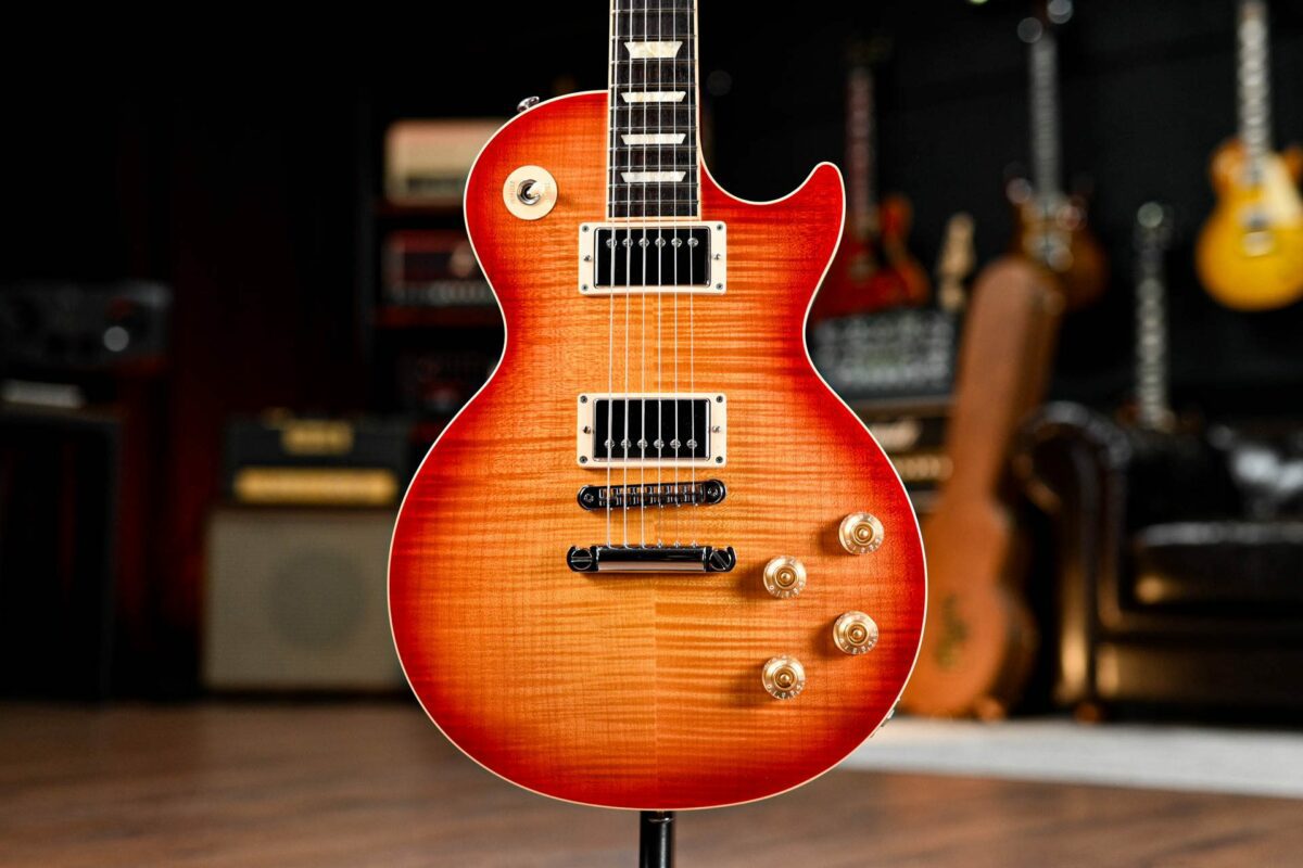 Gibson 120th Anniversary Les Paul Standard in Heritage Cherry - Image 10