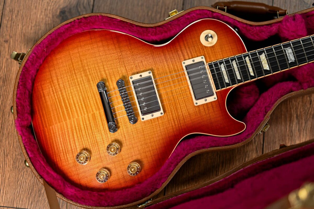 Gibson 120th Anniversary Les Paul Standard in Heritage Cherry - Image 3