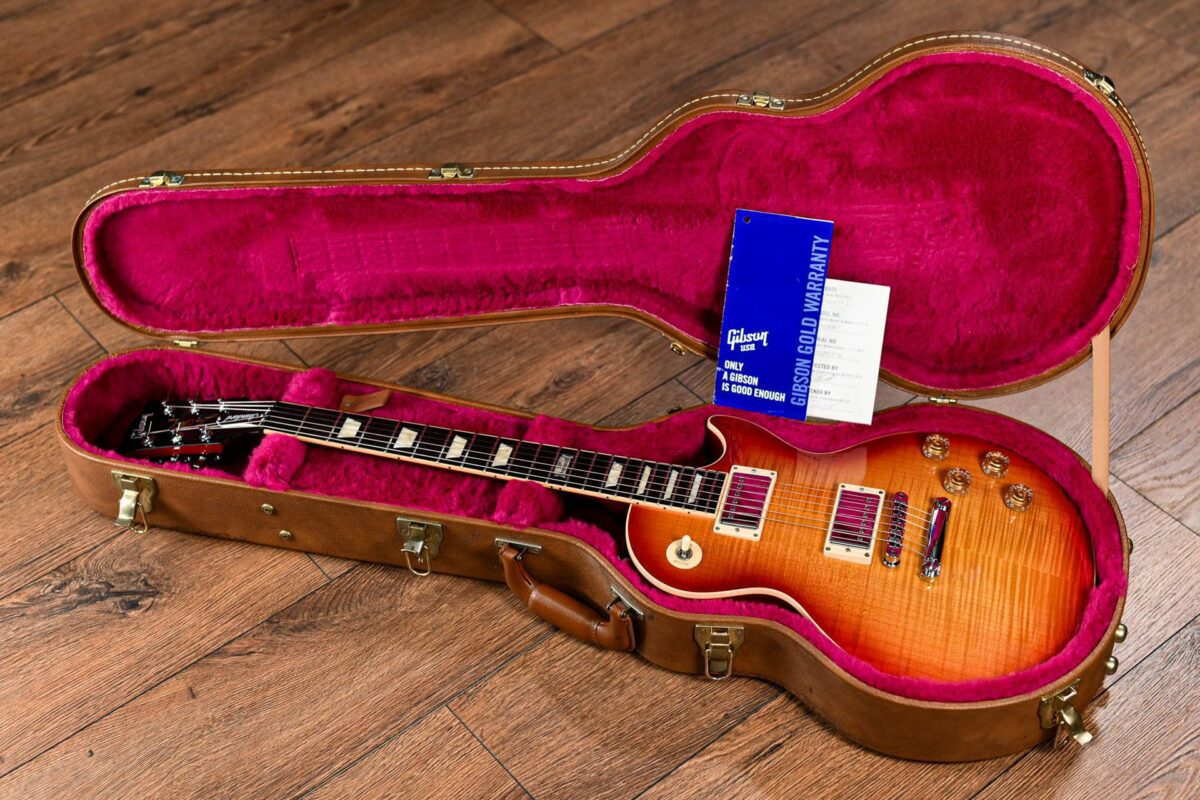 Gibson 120th Anniversary Les Paul Standard in Heritage Cherry - Image 4