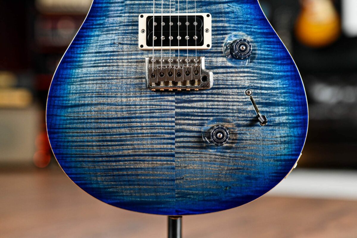 PRS USA Custom 24 10 Top in Blueburst - Image 8