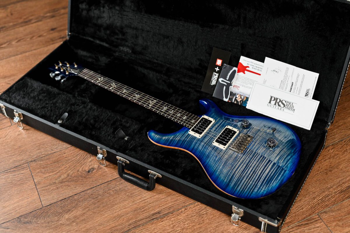 PRS USA Custom 24 10 Top in Blueburst - Image 11