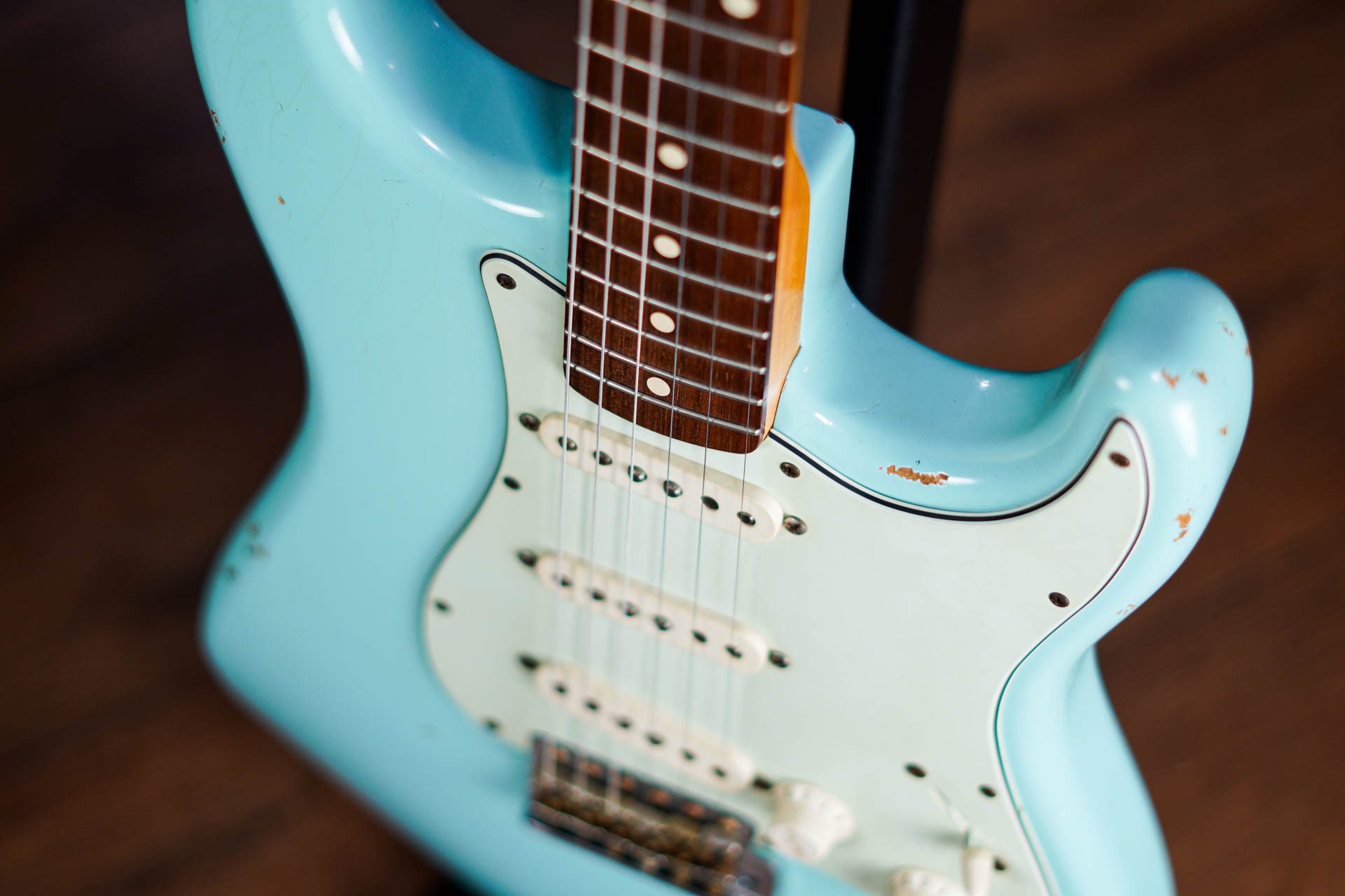 Daphne blue online relic stratocaster