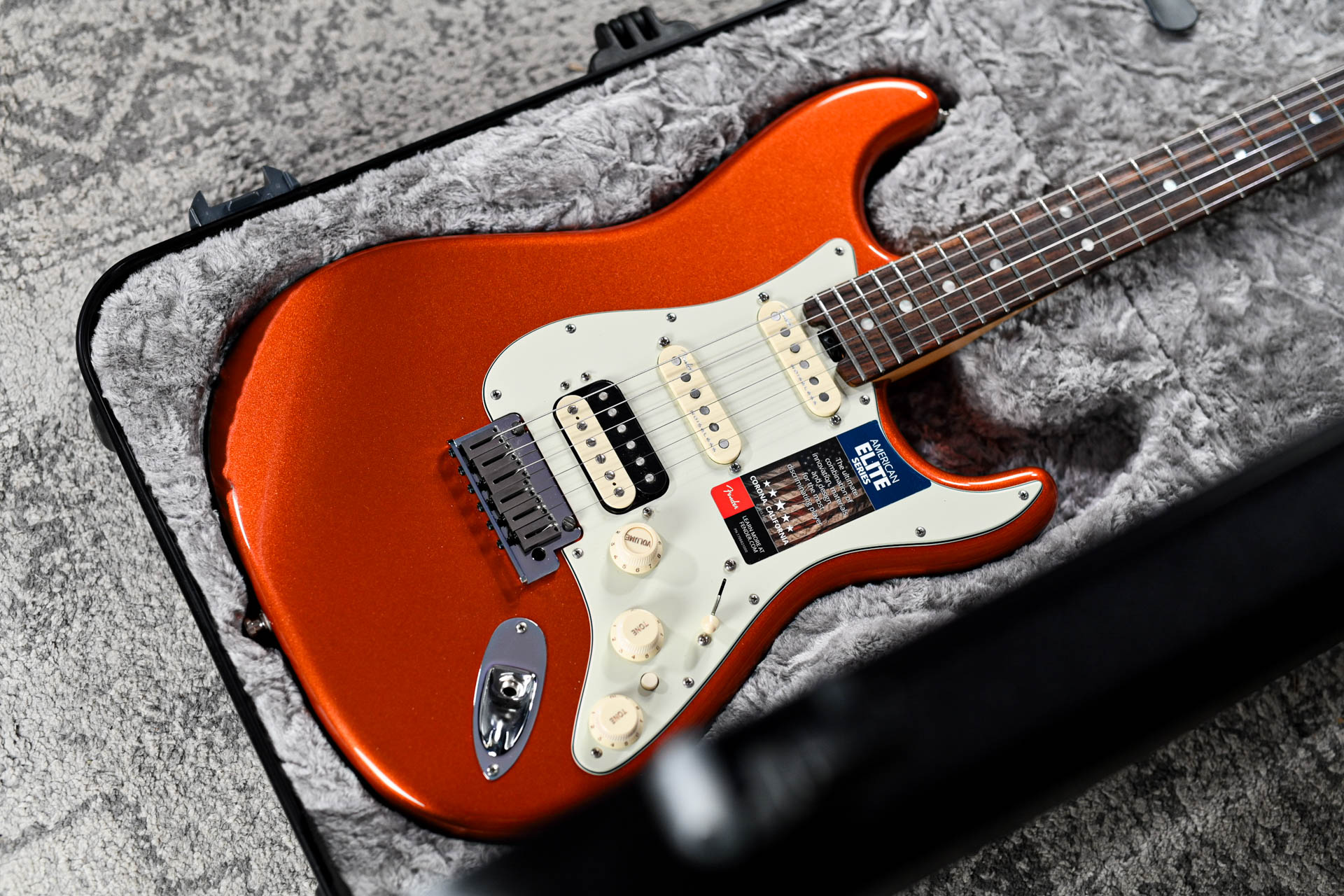 Fender American Elite HSS Stratocaster in Autumn Blaze Metallic 