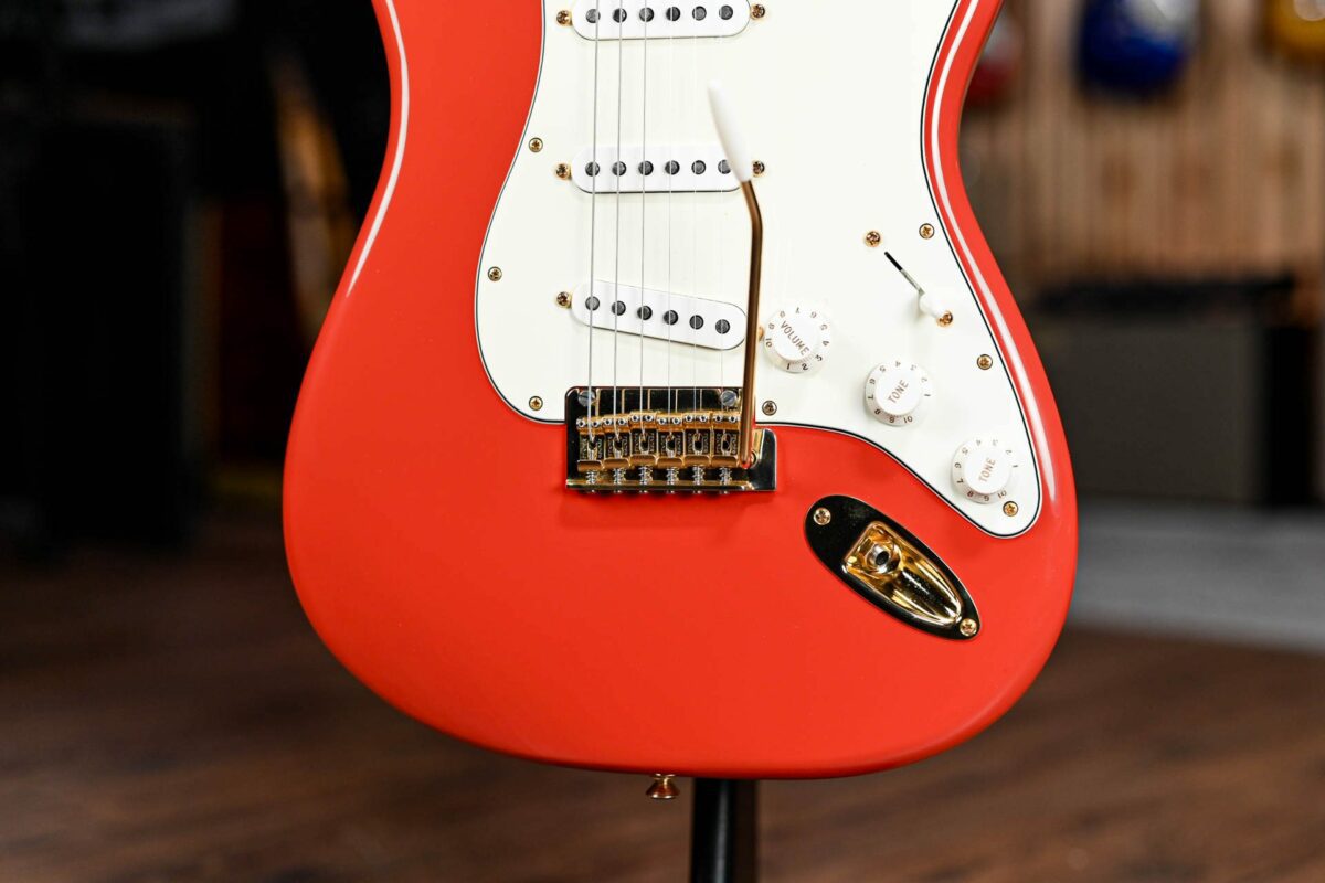 Fender Limited Edition Exclusive Player Stratocaster in Fiesta Red - Image 7