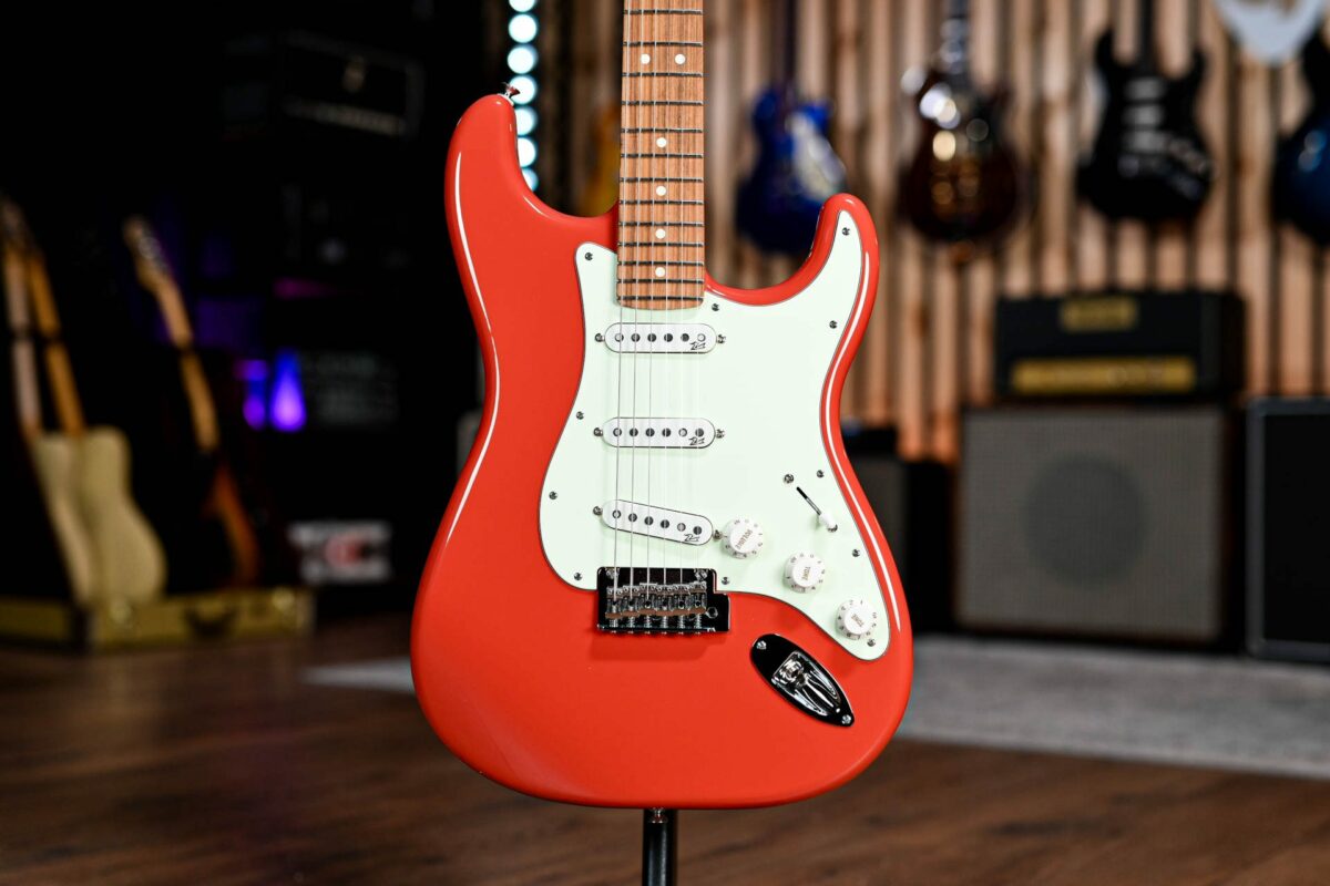 Fender Special Edition Player Stratocaster in Fiesta Red