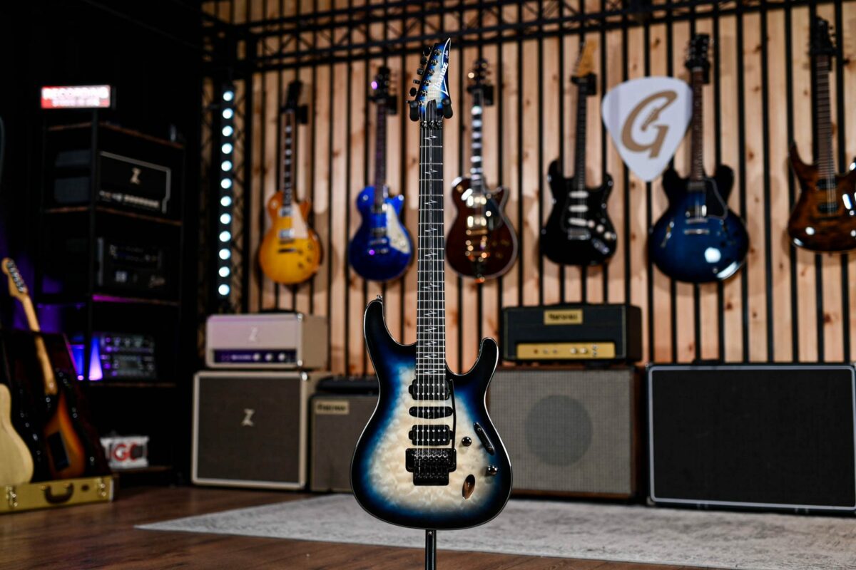 Ibanez Signature JIVAJR Nita Strauss in Deep Sea Blonde - Image 2