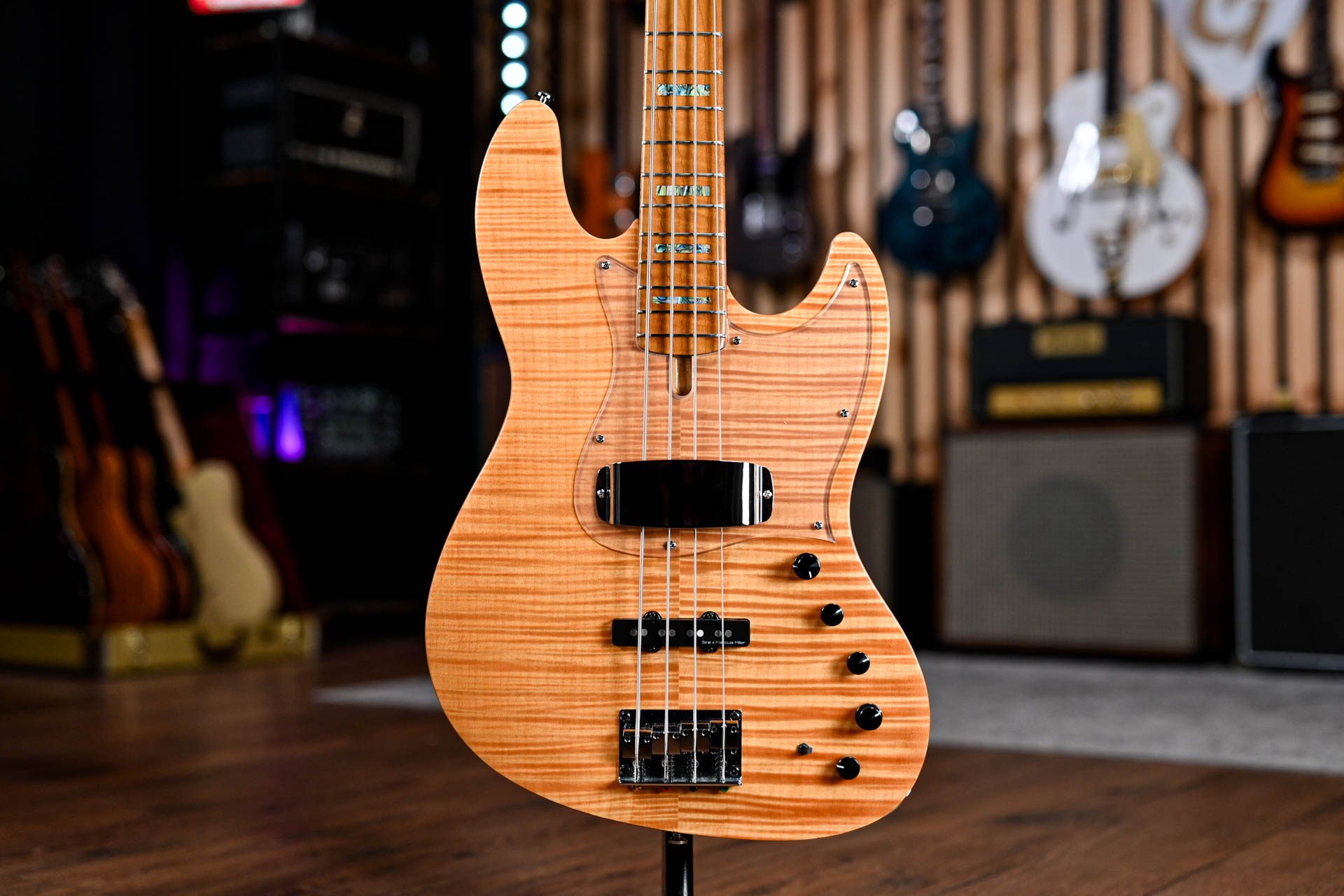 Sire Marcus Miller V10 Swamp Ash-4 2nd Generation in Natural