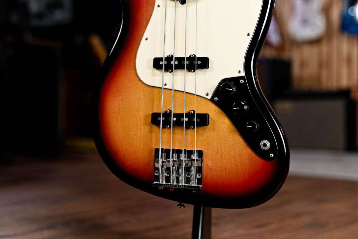 Fender Highway One Jazz Bass in 3 Tone Sunburst - Image 6