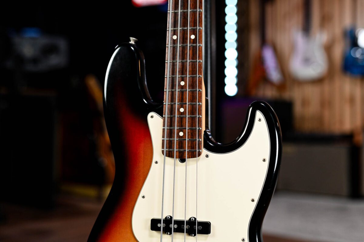 Fender Highway One Jazz Bass in 3 Tone Sunburst - Image 5