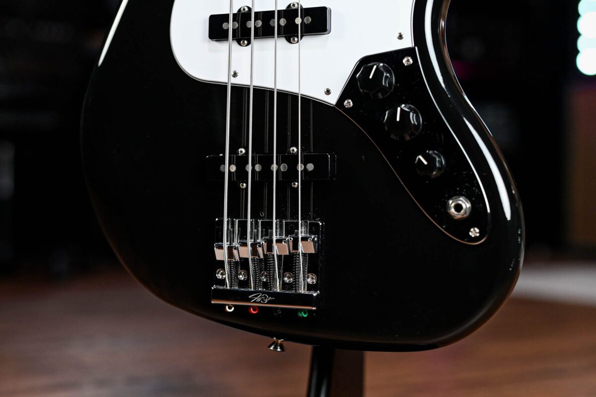 Fender Geddy Lee Jazz Bass In Black - Image 3