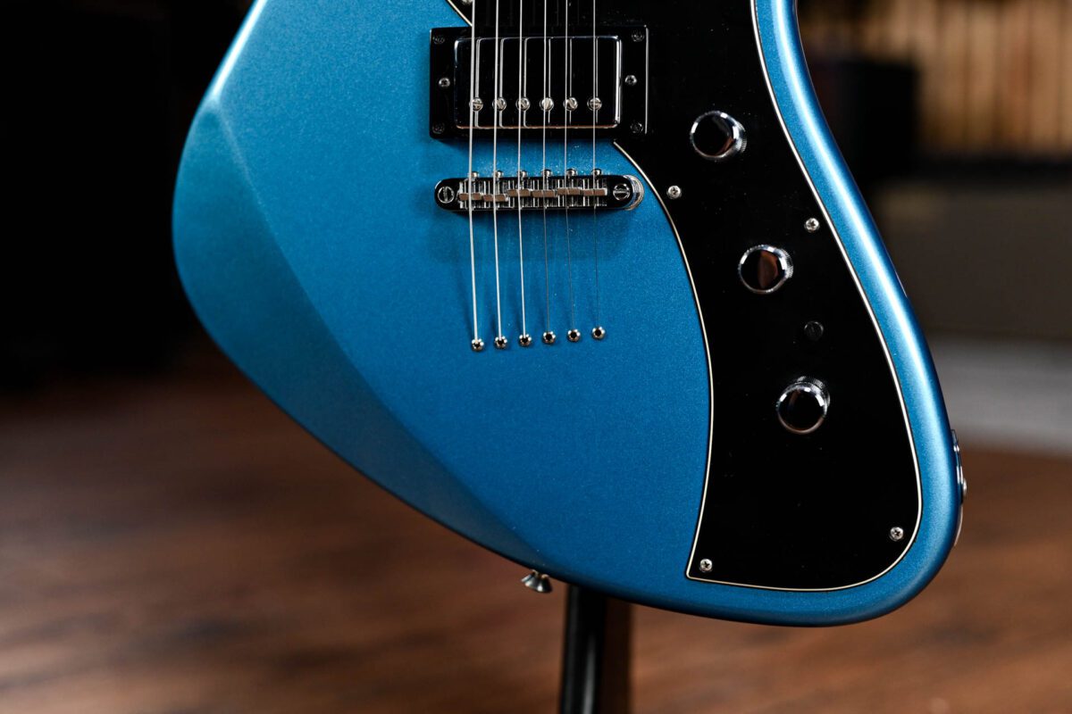 Fender Meteora in Lake Placid Blue - Image 3