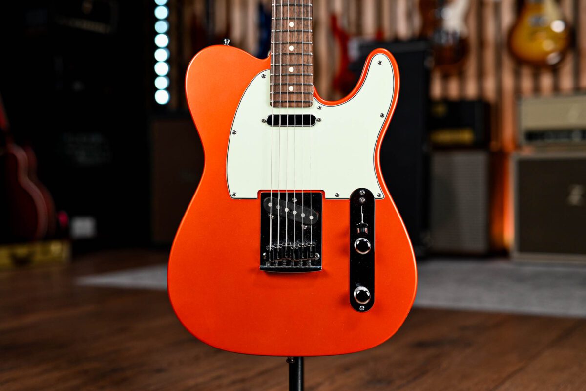 Fender Custom Shop Deluxe Telecaster in Candy Tangerine