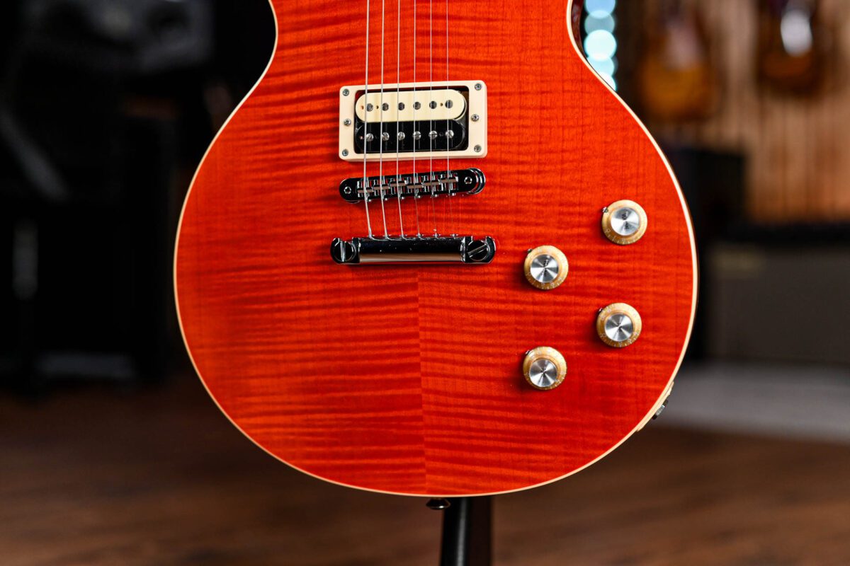 Gibson Slash Les Paul Limited Edition in Vermillion Red - Image 5