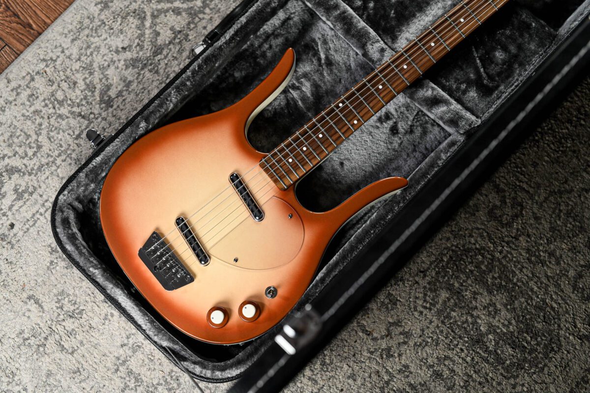 Danelectro '58 Longhorn in Copper Burst - Image 3