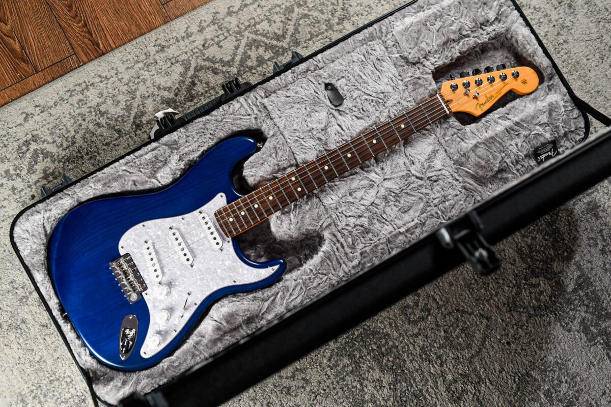 Fender Cory Wong Stratocaster in Sapphire Blue - Image 2