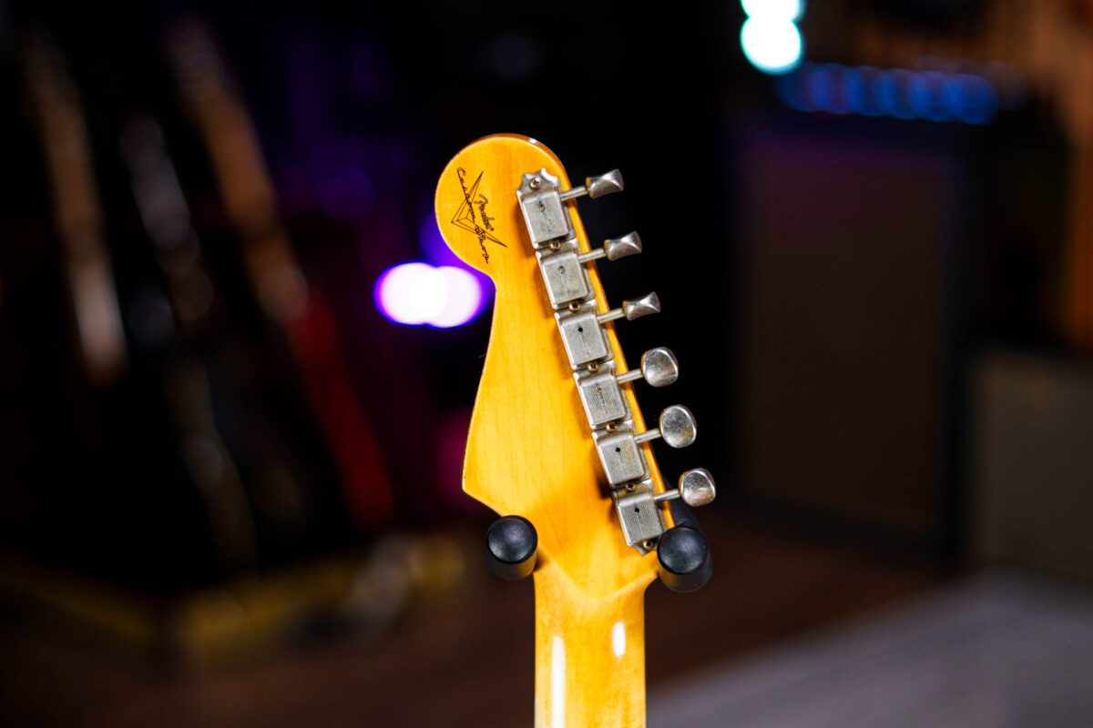 Fender Custom Shop 60's Stratocaster Relic in Chartreuse Sparkle - Image 11